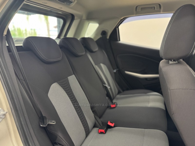 ECOSPORT 1.6 XLS FREESTYLE 8V FLEX 4P MANUAL - 2015 - CARLOS BARBOSA