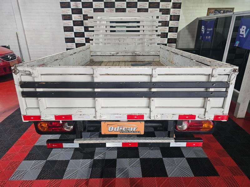 HR 2.5 LONGO SEM CAÇAMBA 4X2 16V 130CV TURBO INTERCOOLER DIESEL 2P MANUAL - 2010 - CAXIAS DO SUL