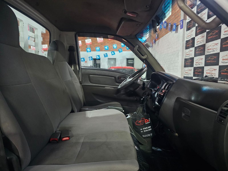 HR 2.5 LONGO SEM CAÇAMBA 4X2 16V 130CV TURBO INTERCOOLER DIESEL 2P MANUAL - 2010 - CAXIAS DO SUL