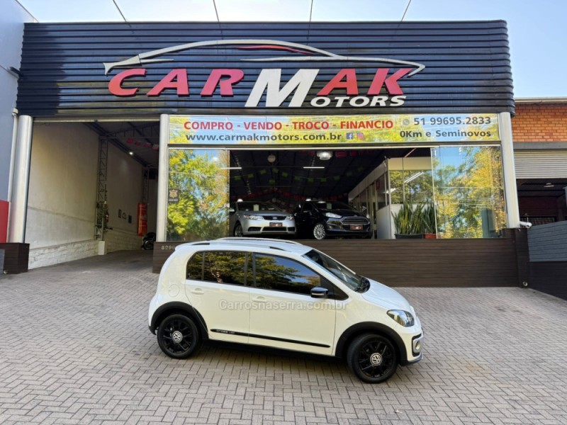 up 1.0 tsi cross 12v flex 4p manual 2016 dois irmaos