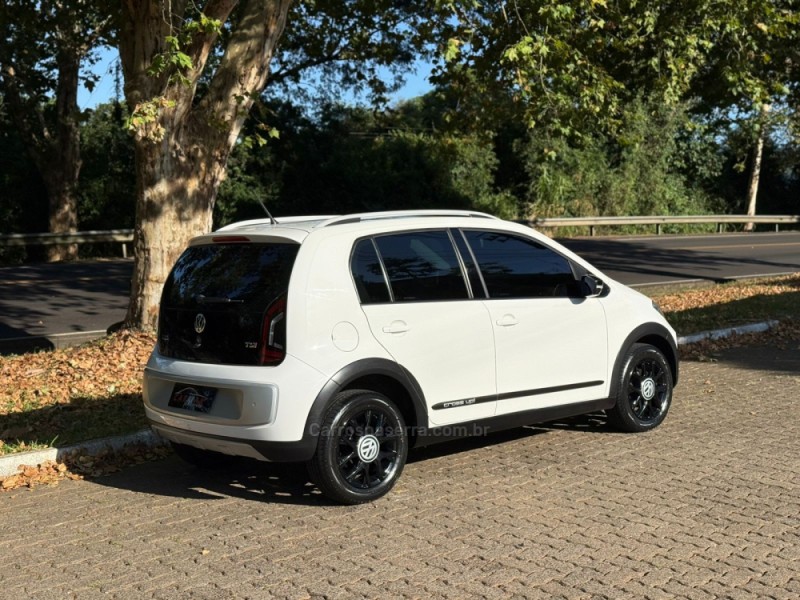 UP 1.0 TSI CROSS 12V FLEX 4P MANUAL - 2016 - DOIS IRMãOS