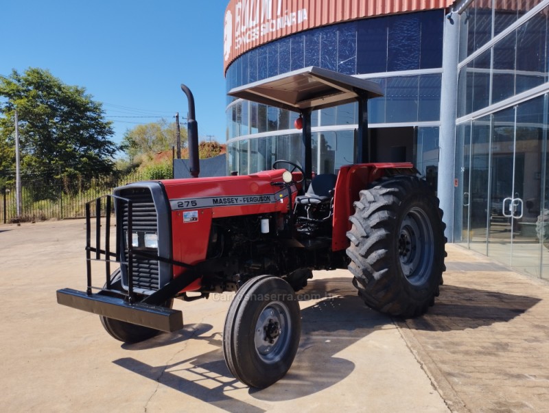 TRATOR 275  - 2002 - GUAPORé