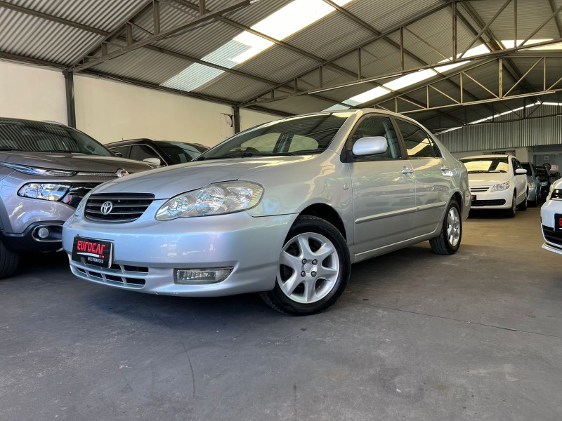 TOYOTA - COROLLA - 2003/2003 - Prata - R$ 37.900,00