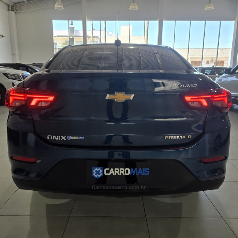 ONIX 1.0	PREMIER II PLUS 12V TURBO FLEX 4P AUTOMÁTICO - 2024 - SANTA CRUZ DO SUL