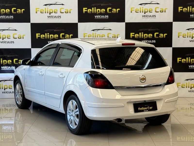 VECTRA 2.0 MPFI GT HATCH 8V FLEX 4P MANUAL - 2009 - CAXIAS DO SUL
