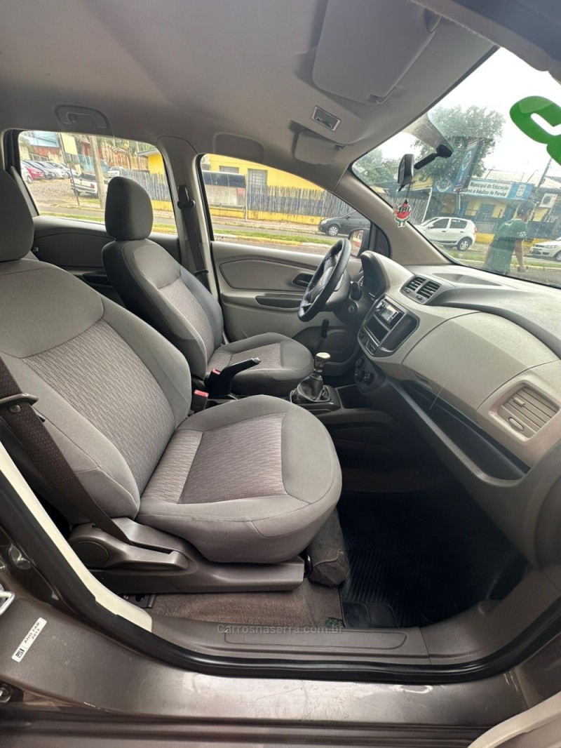 SPIN 1.8 LS 8V FLEX 4P MANUAL - 2013 - PAROBé