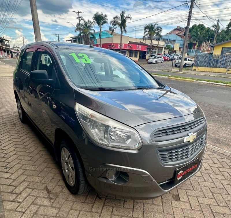 SPIN 1.8 LS 8V FLEX 4P MANUAL - 2013 - PAROBé