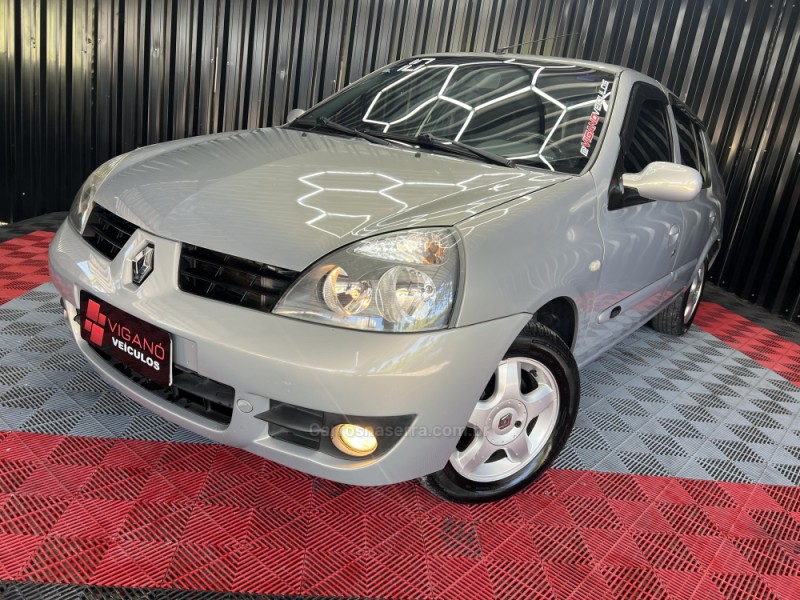 CLIO 1.6 PRIVILÉGE SEDAN 16V FLEX 4P MANUAL - 2008 - CAXIAS DO SUL