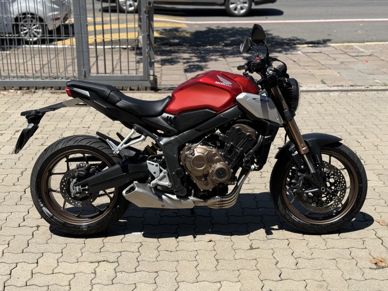 CB 650R  - 2022 - BENTO GONçALVES