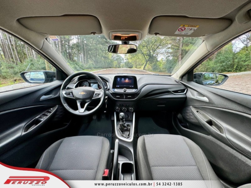 ONIX 1.0 LT PLUS 8V FLEX 4P MANUAL - 2023 - NOVA PRATA