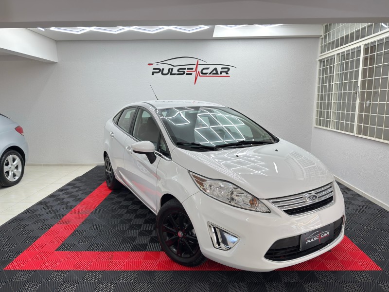 FIESTA 1.6 SE SEDAN 16V FLEX 4P MANUAL - 2011 - CAXIAS DO SUL