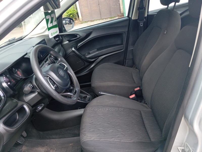 CRONOS 1.3 DRIVE 8V FLEX 4P MANUAL - 2022 - PICADA CAFé