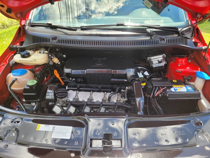 FOX 1.0 MI 8V FLEX 4P MANUAL - 2014 - CARLOS BARBOSA