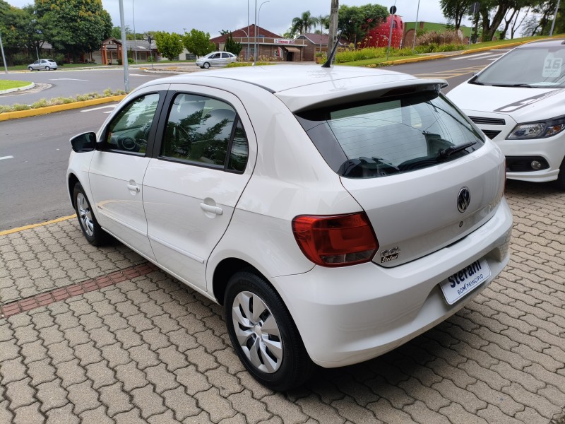GOL 1.0 MI TREND 8V FLEX 4P MANUAL - 2013 - BOM PRINCíPIO