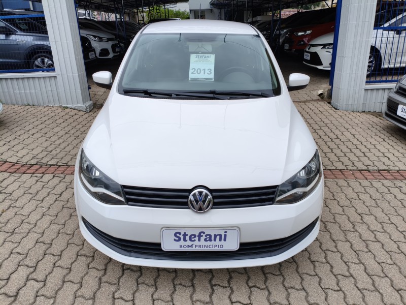 GOL 1.0 MI TREND 8V FLEX 4P MANUAL - 2013 - BOM PRINCíPIO