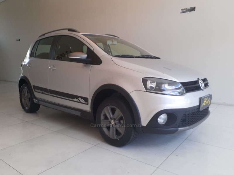 CROSSFOX 1.6 MI FLEX 8V 4P MANUAL - 2012 - CANELA