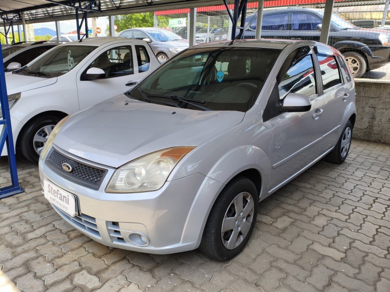 fiesta 1.6 mpi class hatch 8v flex 4p manual 2009 bom principio