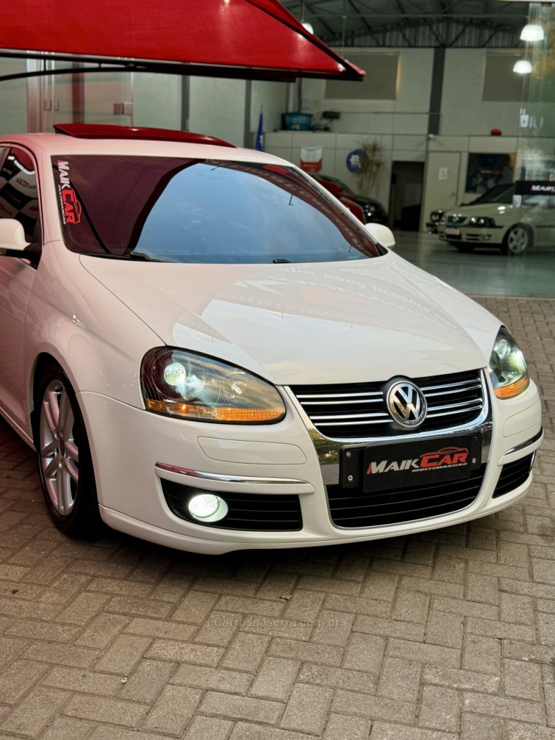 JETTA 2.5 I 20V 170CV GASOLINA 4P TIPTRONIC - 2009 - ESTâNCIA VELHA