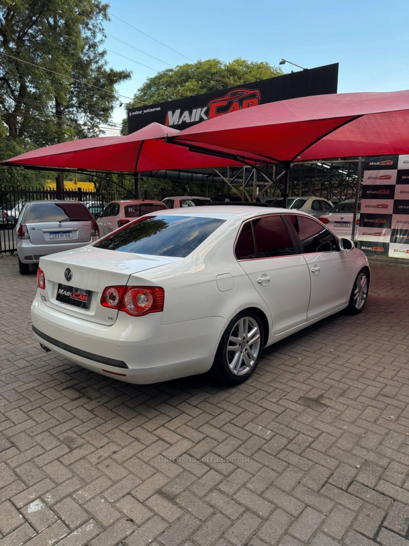 JETTA 2.5 I 20V 170CV GASOLINA 4P TIPTRONIC - 2009 - ESTâNCIA VELHA