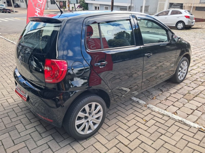 FOX 1.0 MI 8V FLEX 4P MANUAL - 2013 - CAXIAS DO SUL