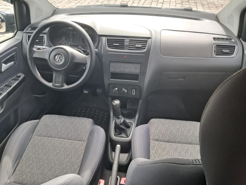 FOX 1.0 MI 8V FLEX 4P MANUAL - 2013 - CAXIAS DO SUL