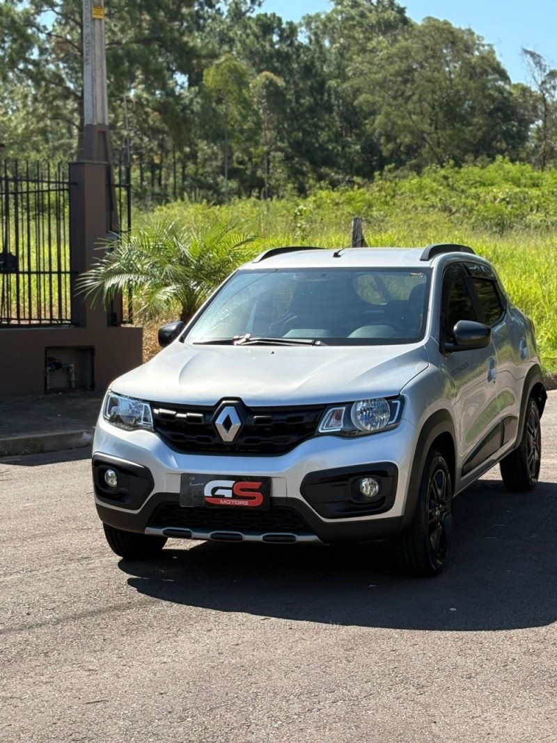 kwid 1.0 12v outsider flex 4p manual 2020 novo hamburgo