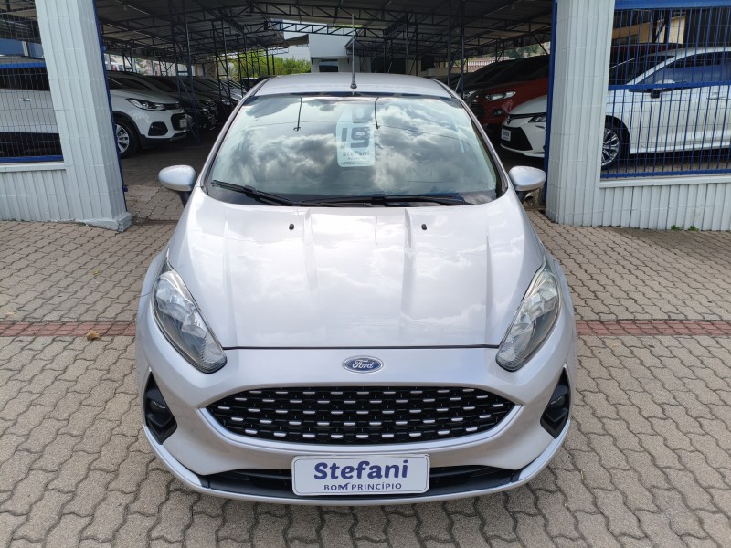 FIESTA 1.6 SE HATCH 16V FLEX 4P MANUAL - 2019 - BOM PRINCíPIO
