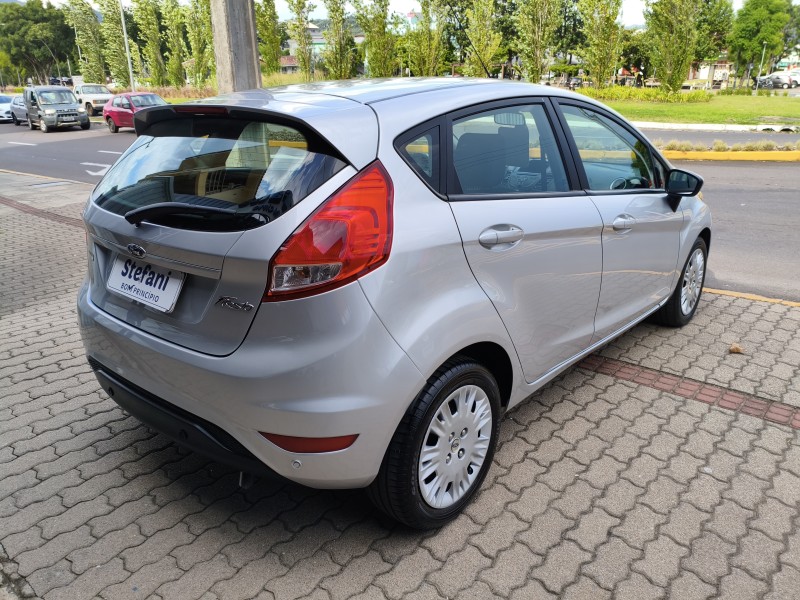 FIESTA 1.6 SE HATCH 16V FLEX 4P MANUAL - 2019 - BOM PRINCíPIO