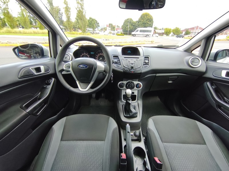 FIESTA 1.6 SE HATCH 16V FLEX 4P MANUAL - 2019 - BOM PRINCíPIO