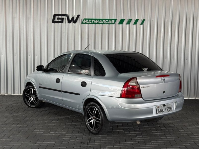 CORSA 1.8 MPFI MAXX SEDAN 8V FLEX 4P MANUAL - 2006 - CAXIAS DO SUL