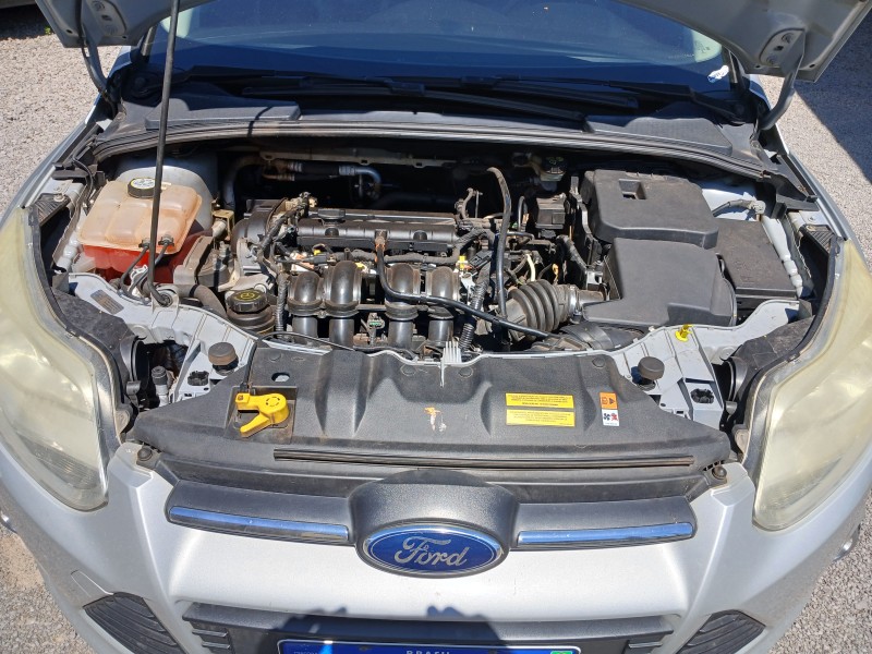 FOCUS 1.6 SE HATCH 16V FLEX 4P AUTOMÁTICO - 2015 - CAXIAS DO SUL