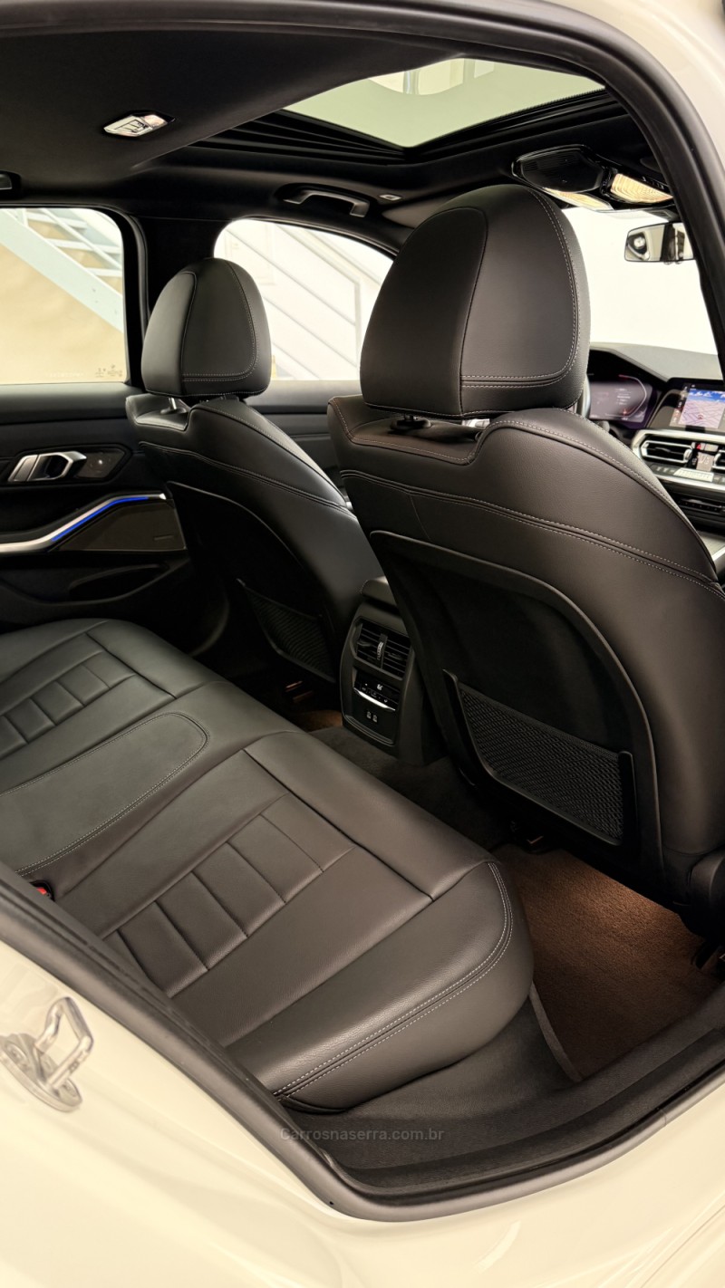 320I 2.0 M SPORT 16V TURBO GASOLINA 4P AUTOMÁTICO - 2022 - BENTO GONçALVES