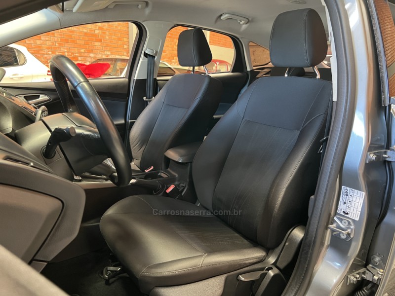 FOCUS 1.6 SE 16V FLEX 4P MANUAL - 2016 - BENTO GONçALVES