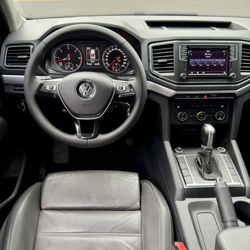 AMAROK 3.0 V6 TDI HIGHLINE CD DIESEL 4MOTION AUTOMÁTICO - 2018 - NOVO HAMBURGO