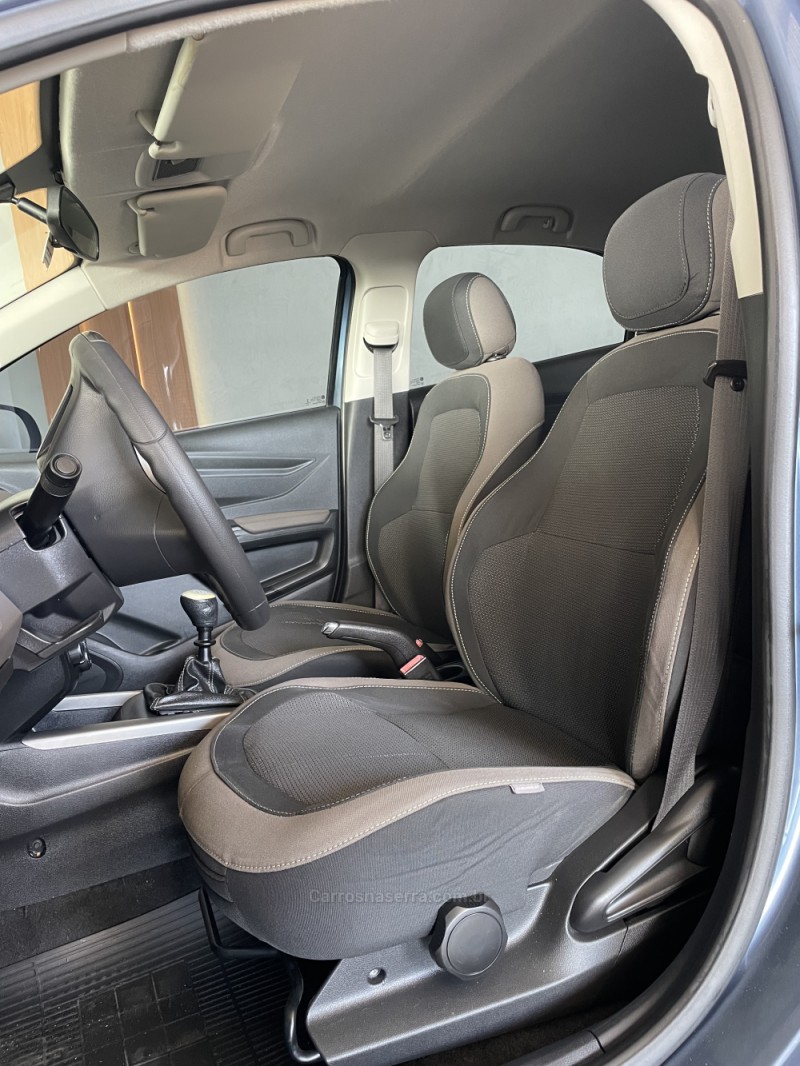 PRISMA 1.0 MPFI LT 8V FLEX 4P MANUAL - 2014 - PAROBé