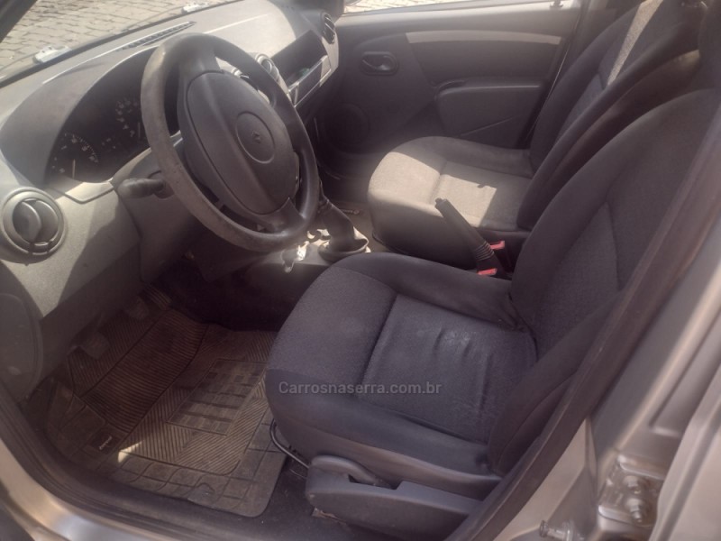 LOGAN 1.6 EXPRESSION 16V FLEX 4P MANUAL - 2009 - BENTO GONçALVES