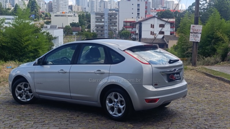 FOCUS 2.0 TITANIUM 16V FLEX 4P AUTOMÁTICO - 2012 - CAXIAS DO SUL