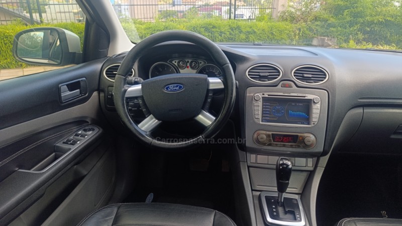 FOCUS 2.0 TITANIUM 16V FLEX 4P AUTOMÁTICO - 2012 - CAXIAS DO SUL
