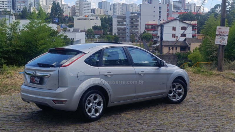 FOCUS 2.0 TITANIUM 16V FLEX 4P AUTOMÁTICO - 2012 - CAXIAS DO SUL