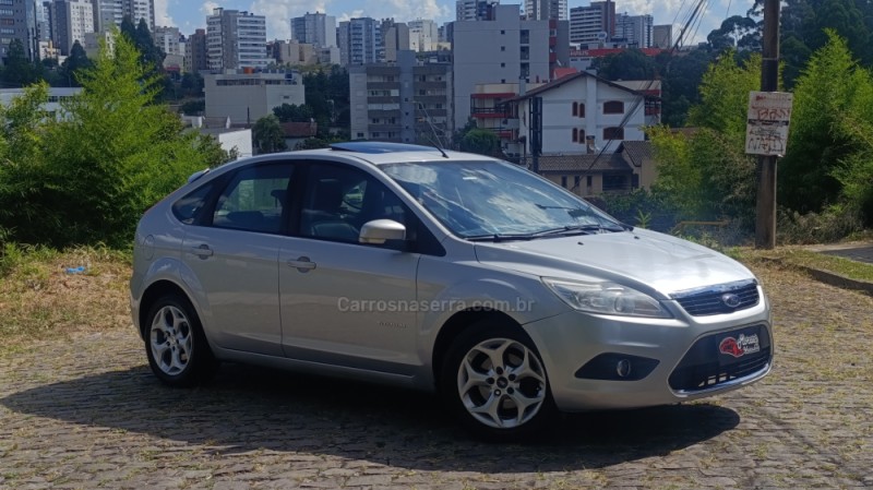FOCUS 2.0 TITANIUM 16V FLEX 4P AUTOMÁTICO - 2012 - CAXIAS DO SUL