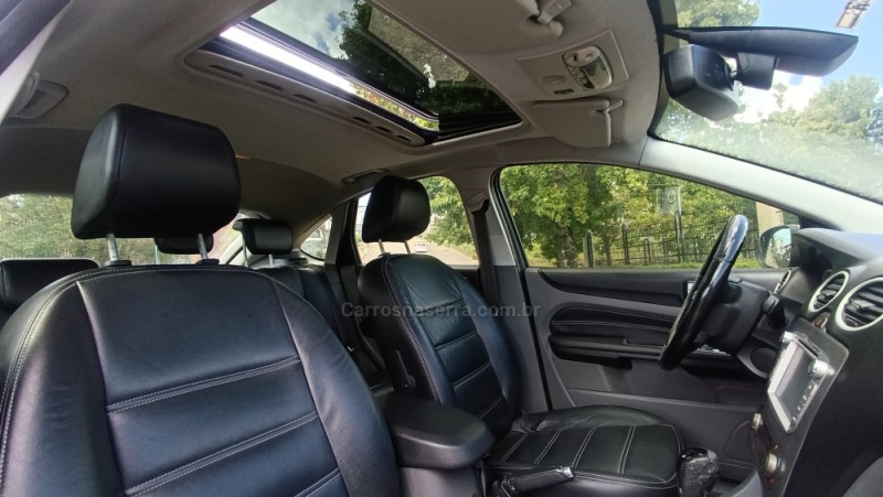 FOCUS 2.0 TITANIUM 16V FLEX 4P AUTOMÁTICO - 2012 - CAXIAS DO SUL