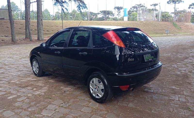 FOCUS 1.6 SE 8V FLEX 4P MANUAL - 2007 - CAXIAS DO SUL
