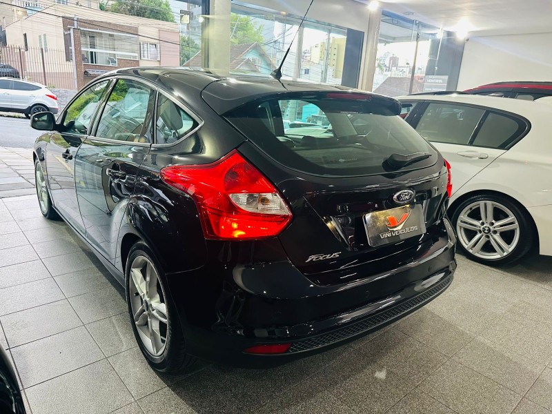 FOCUS 2.0 16V FLEX 4P AUTOMÁTICO - 2014 - CAXIAS DO SUL