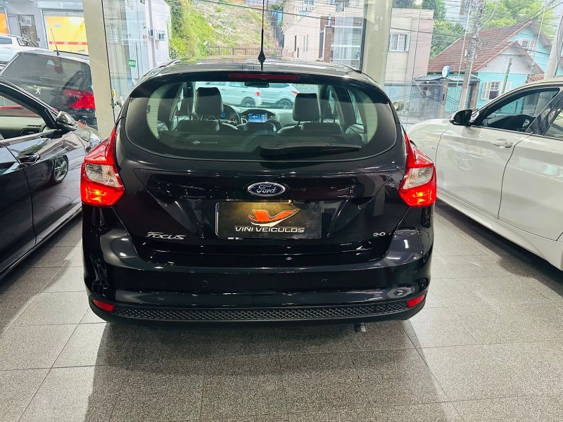 FOCUS 2.0 16V FLEX 4P AUTOMÁTICO - 2014 - CAXIAS DO SUL