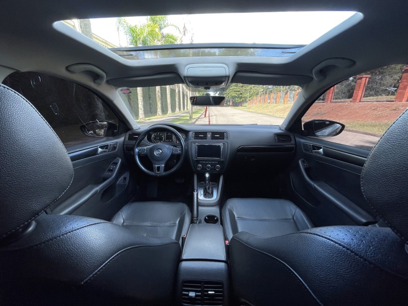 JETTA 2.0 COMFORTLINE FLEX 4P TIPTRONIC - 2014 - CAXIAS DO SUL