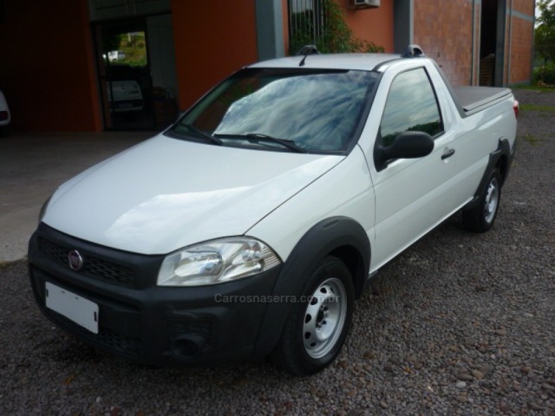 STRADA 1.4 MPI WORKING CS 8V CELEBRATION FLEX 2P MANUAL - 2016 - ARROIO DO MEIO