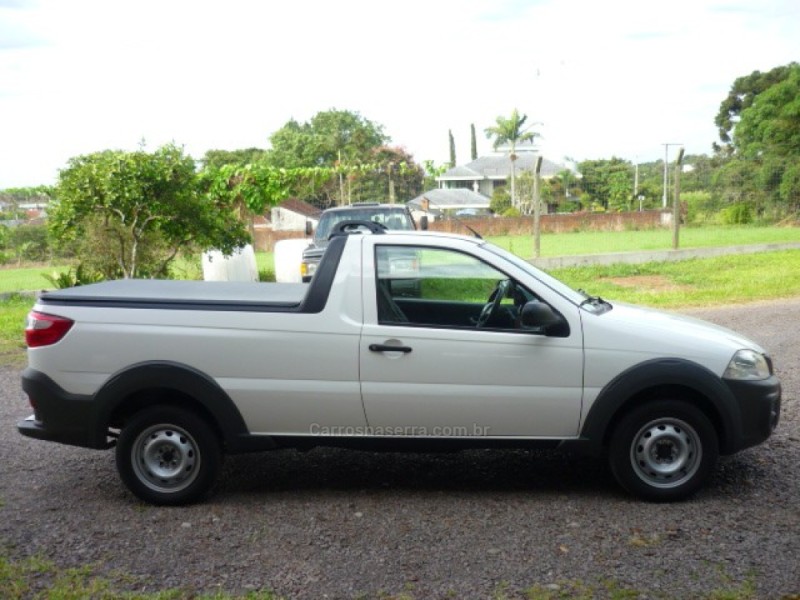 STRADA 1.4 MPI WORKING CS 8V CELEBRATION FLEX 2P MANUAL - 2016 - ARROIO DO MEIO