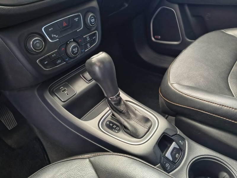 COMPASS 2.0 16V FLEX LONGITUDE AUTOMÁTICO - 2018 - CAXIAS DO SUL