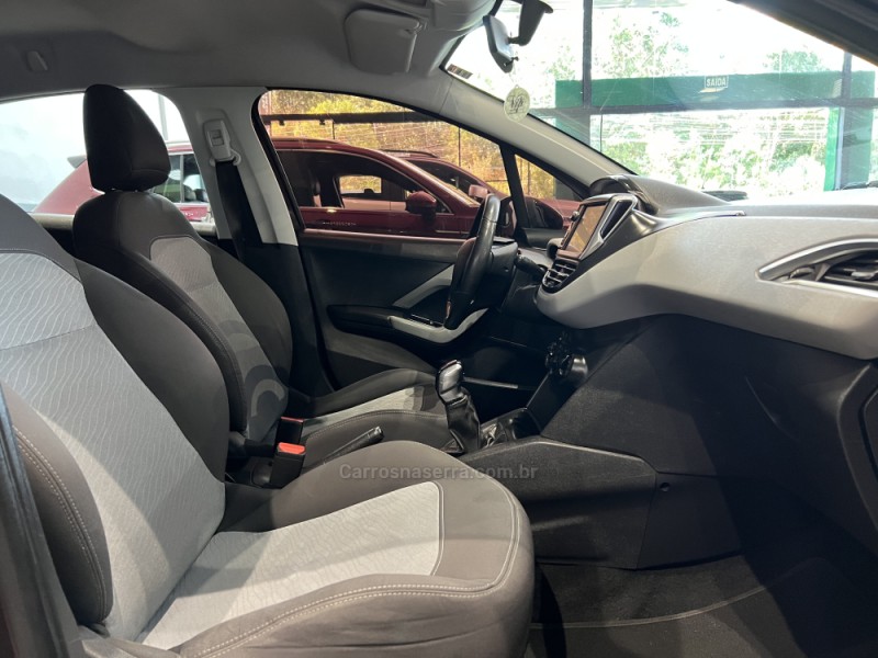 208 1.5 ACTIVE 8V FLEX 4P MANUAL - 2014 - CAXIAS DO SUL