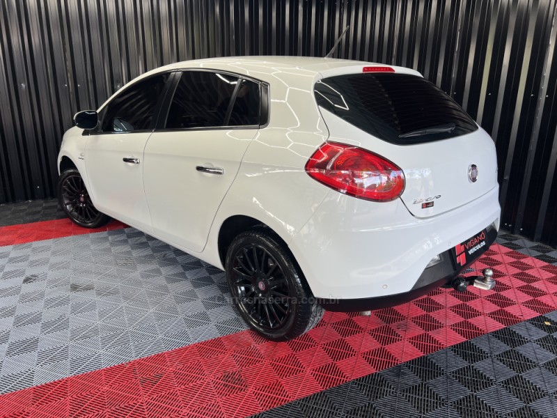 BRAVO 1.8 ABSOLUTE 16V FLEX 4P AUTOMATIZADO - 2012 - CAXIAS DO SUL